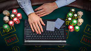 Online Casinos: Gambling on the Go - Players Need to Pay Attention!